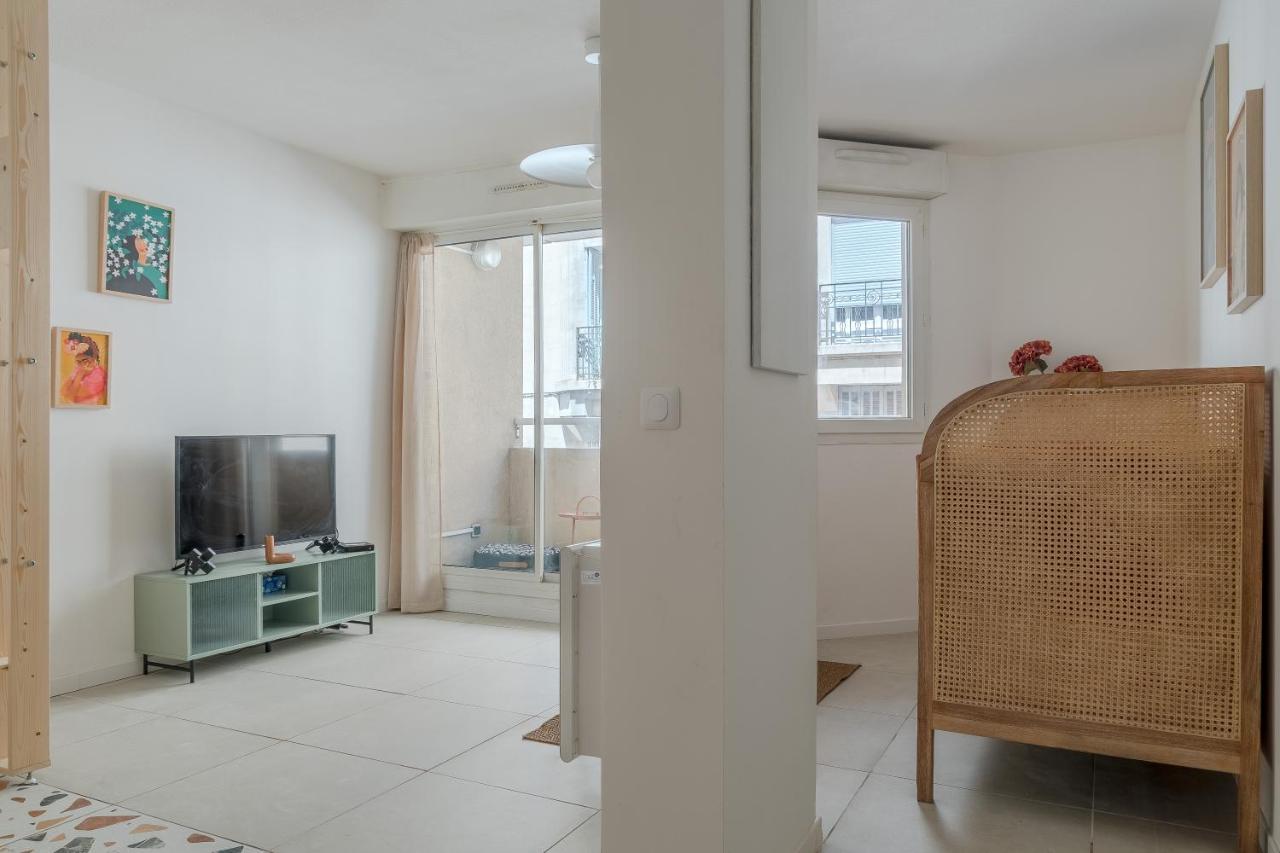 Charmant T2 Avec Balcon - Chaves Marseille Luaran gambar