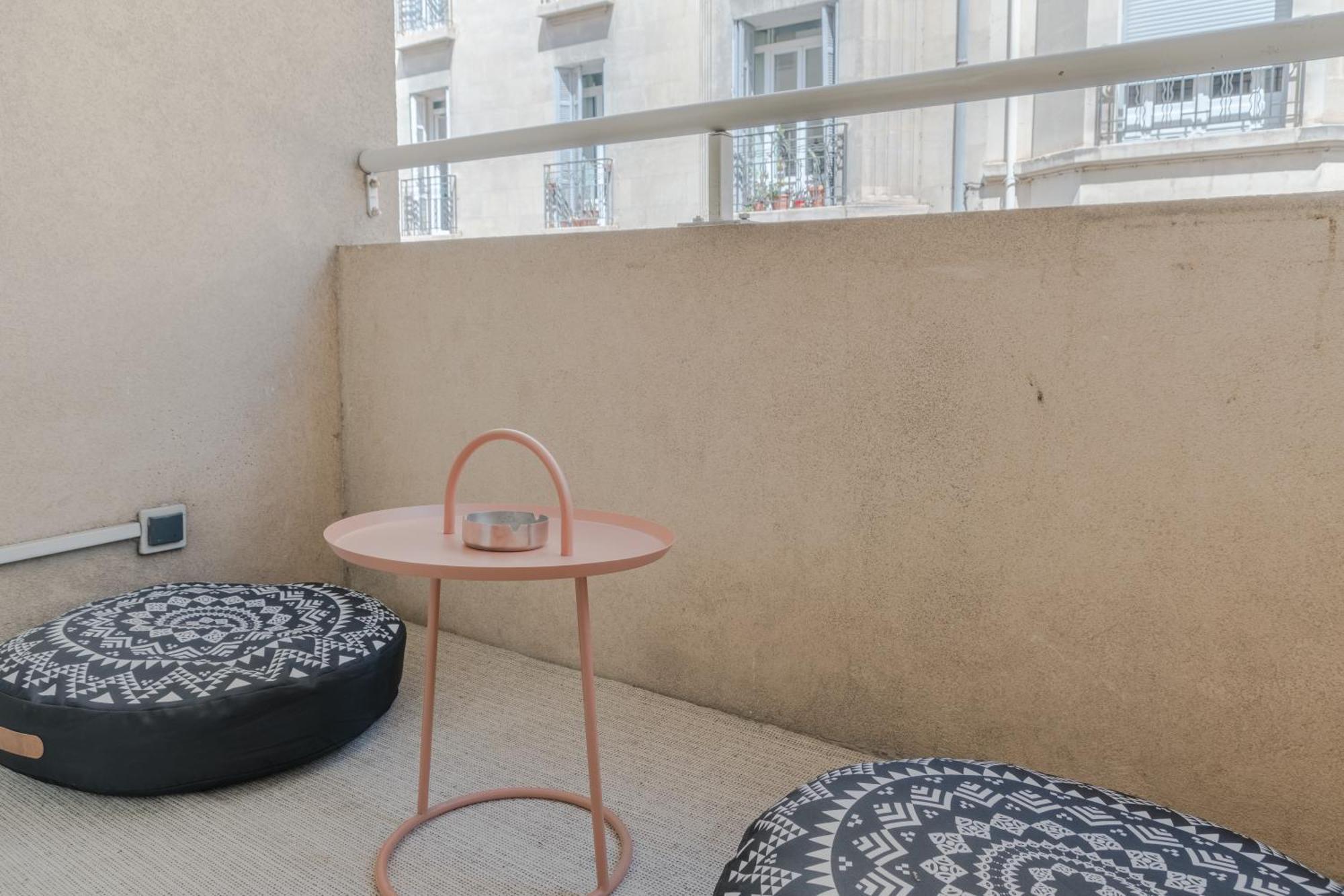 Charmant T2 Avec Balcon - Chaves Marseille Luaran gambar