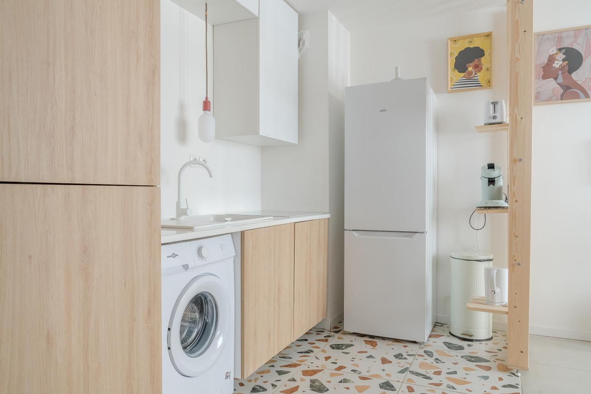 Charmant T2 Avec Balcon - Chaves Marseille Luaran gambar